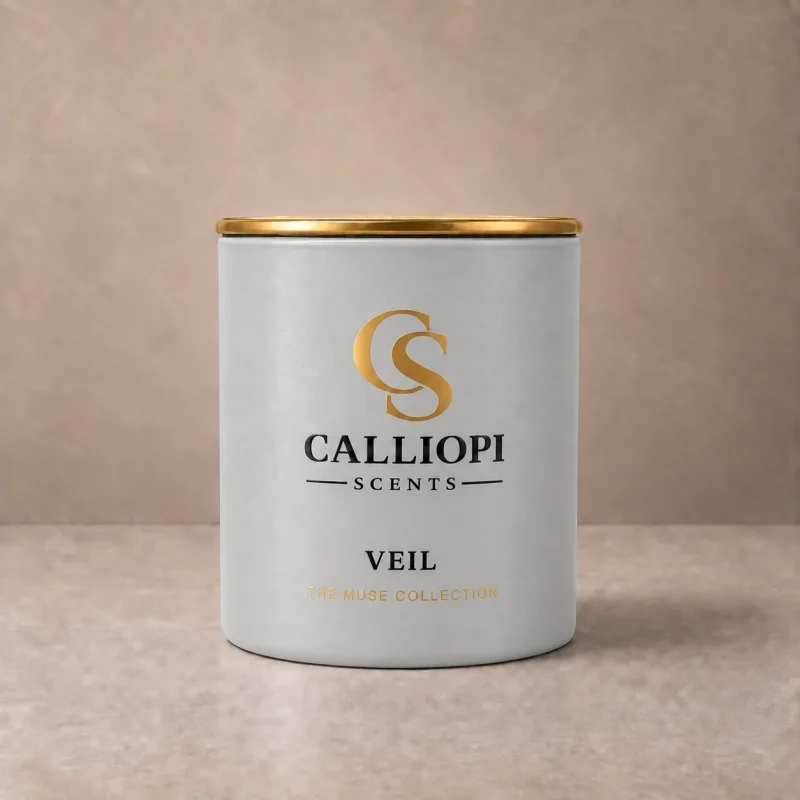 Αρωματικό κερί Veil Calliopi Scents εμπρόσθια λήψη με χρυσό καπάκι
